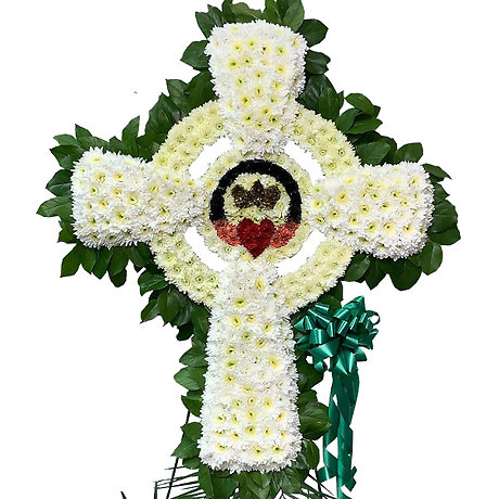 Celtic Cross With Claddagh