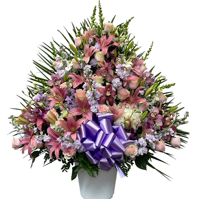 Grand Victorian Basket